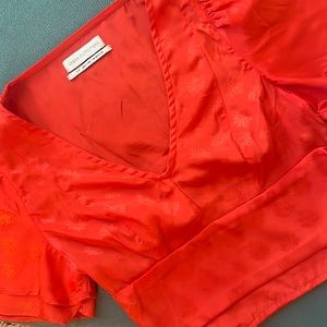 Great condition urban outfitters top